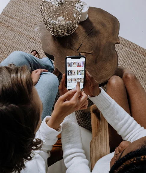 Reconnect With Friends - AlmaConnect