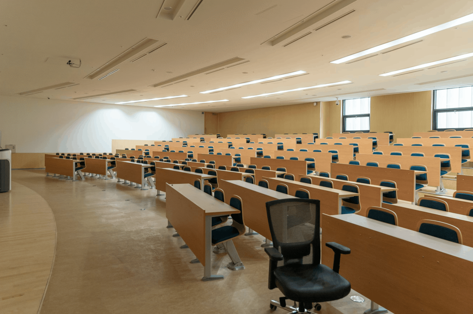 Best PGDM Colleges in Delhi NCR (2026): Ranked for Placements, ROI & Career Growth