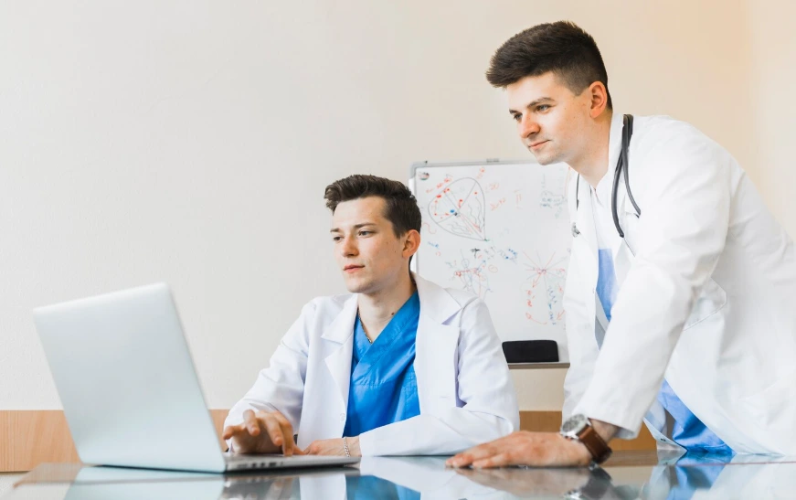 MBA vs. MPH vs. MHA: Choosing the Right Master’s Degree in Healthcare (Delhi NCR Guide)