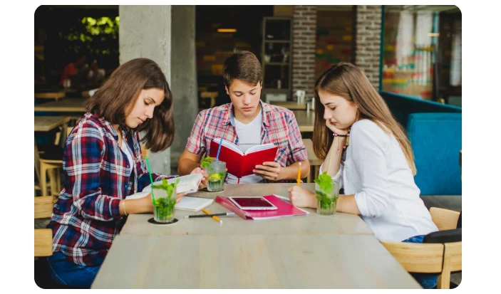 Student Clubs – Definition & Meaning